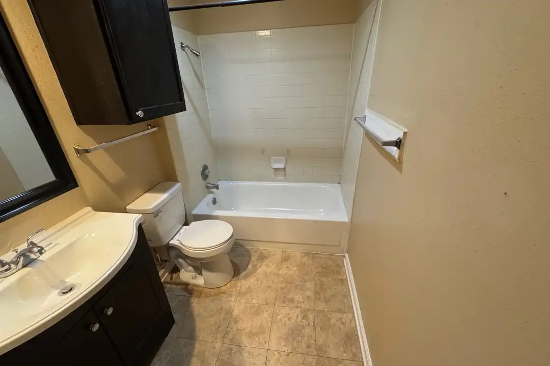 7114 Winter Ridge - More