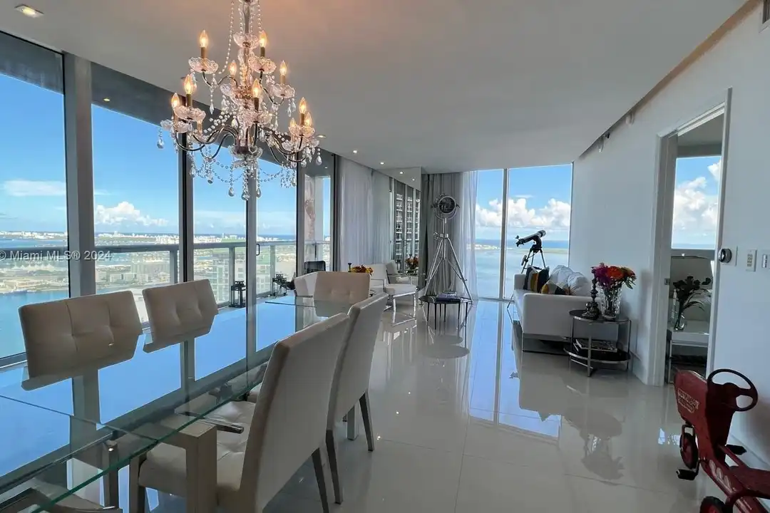 495 Brickell Ave #4902 - View 4