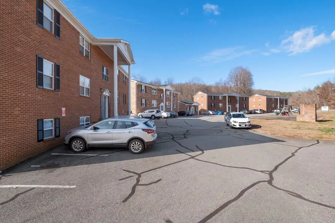221 Pine St unit 221 Pine St - Apt #1 - View 5