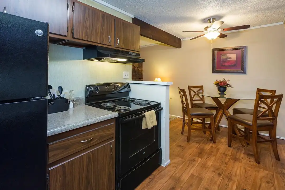 1117 Verde Dr - View 5