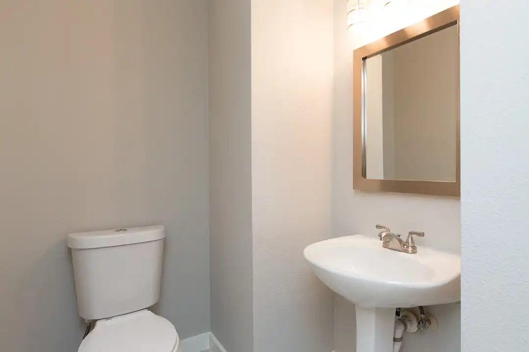 917 Minturn Ln - View 6