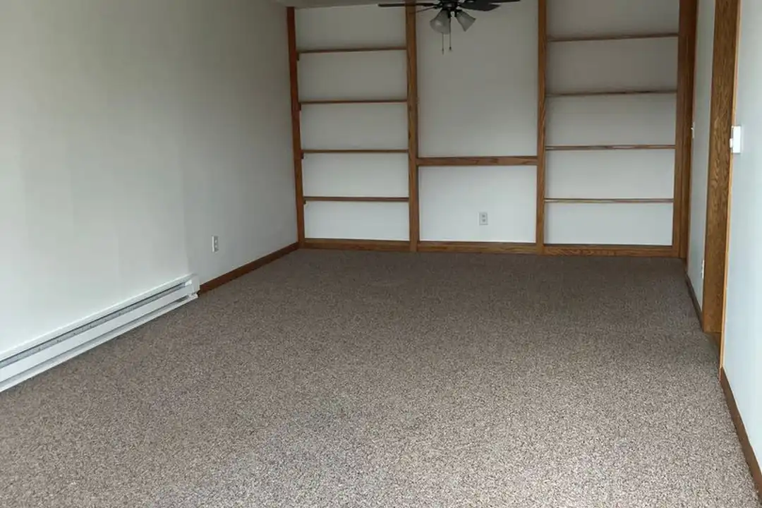 36 Meadowview Terrace unit 36 Meadowview Terrace – photo 1 of 17