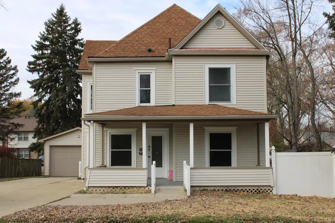 315 Royer Ave NW unit B