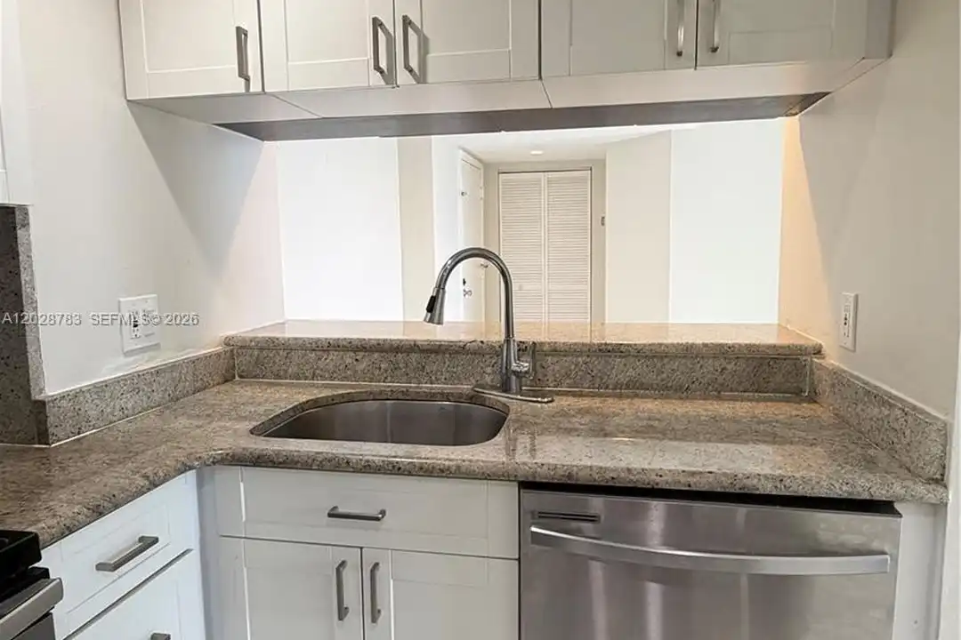 770 Claughton Island Dr #704 - View 4