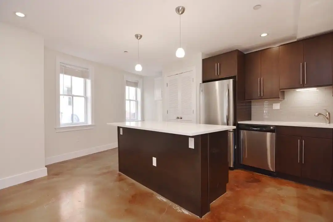 Apartment in Boston - View 4