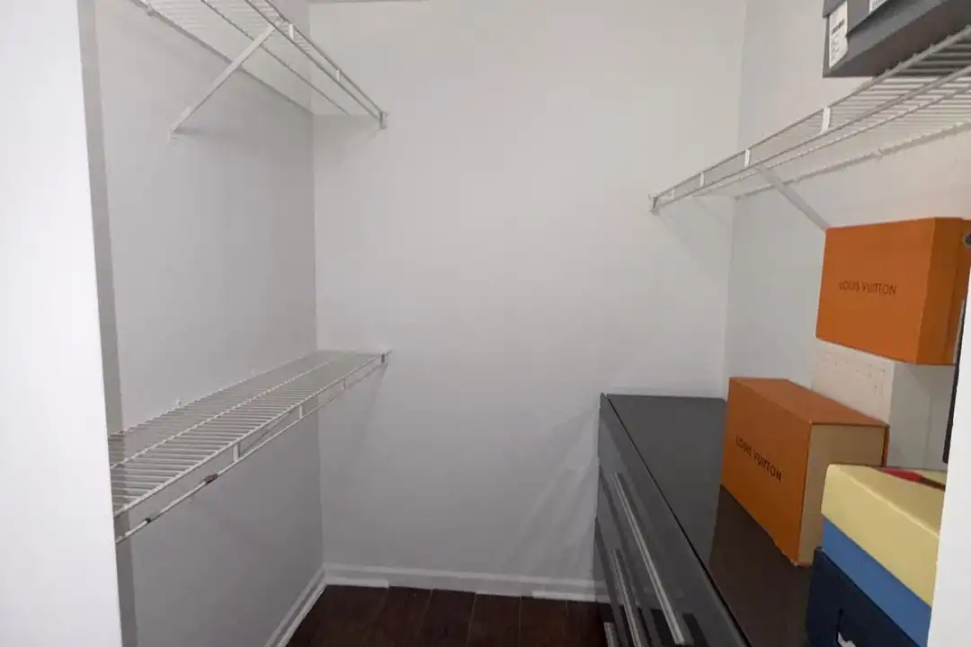 11165 SW 6th St unit 203 - More