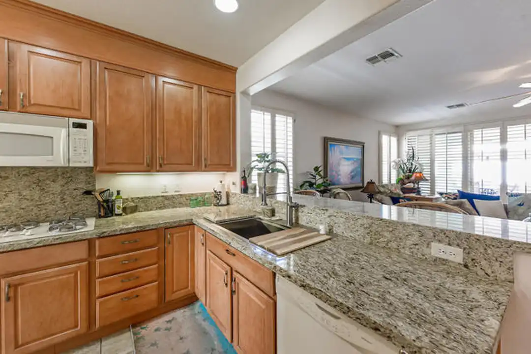 80538 Avenida Camarillo - More