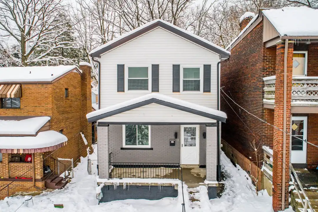122 Kirk Ave - View 4