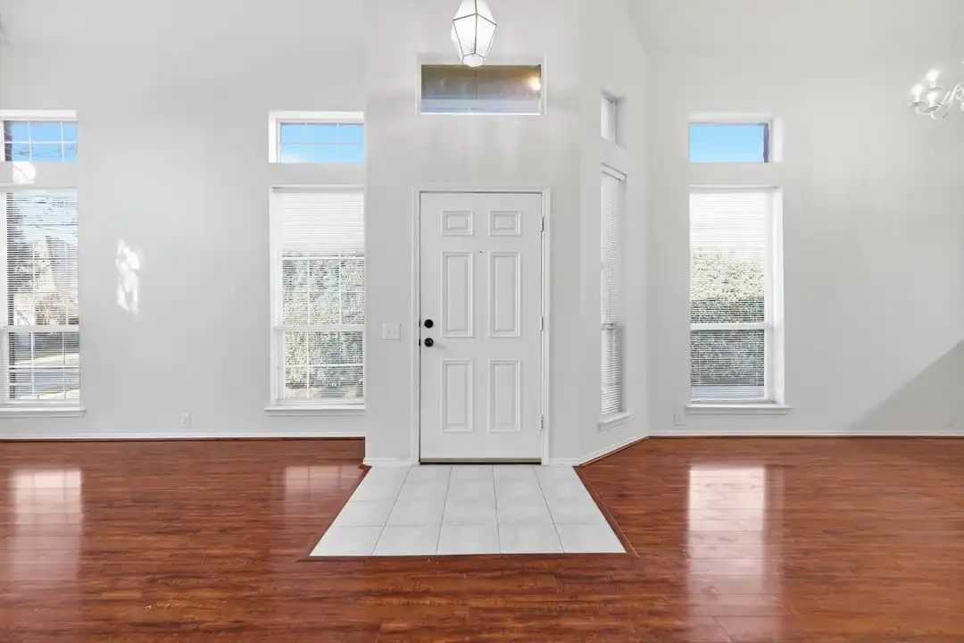 11186 Still Hollow Dr - View 4