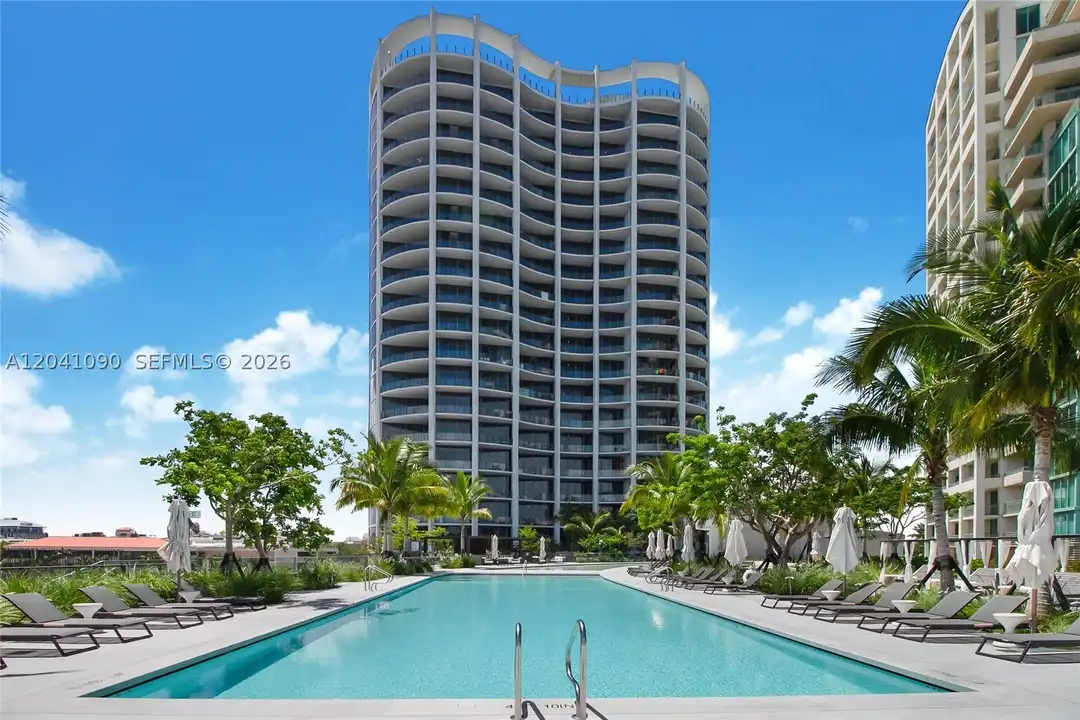 2831 S Bayshore Dr #2006 - View 2