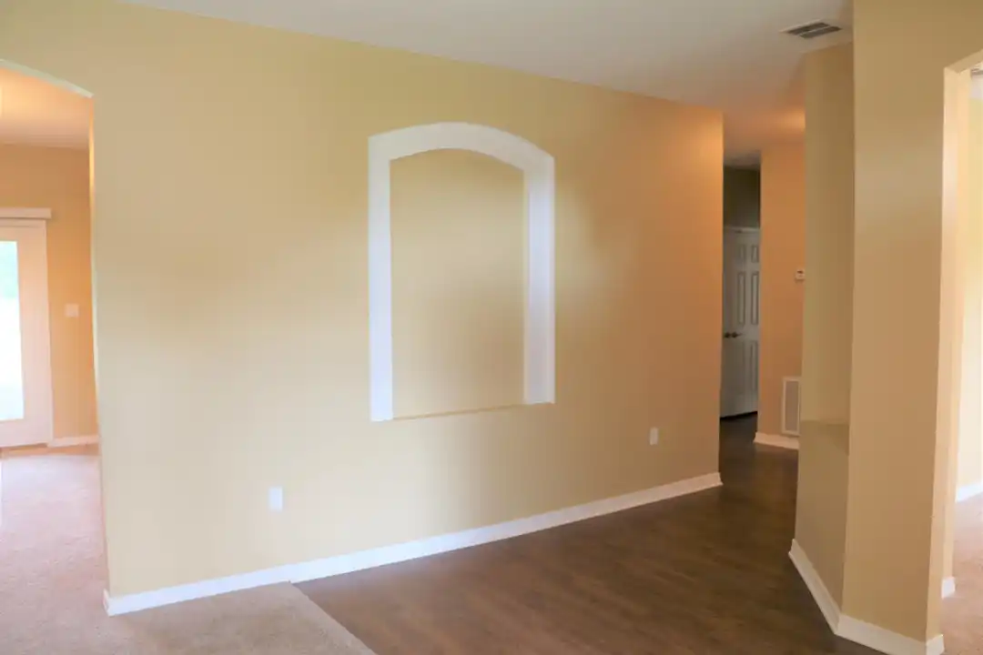 House in Navarre - More