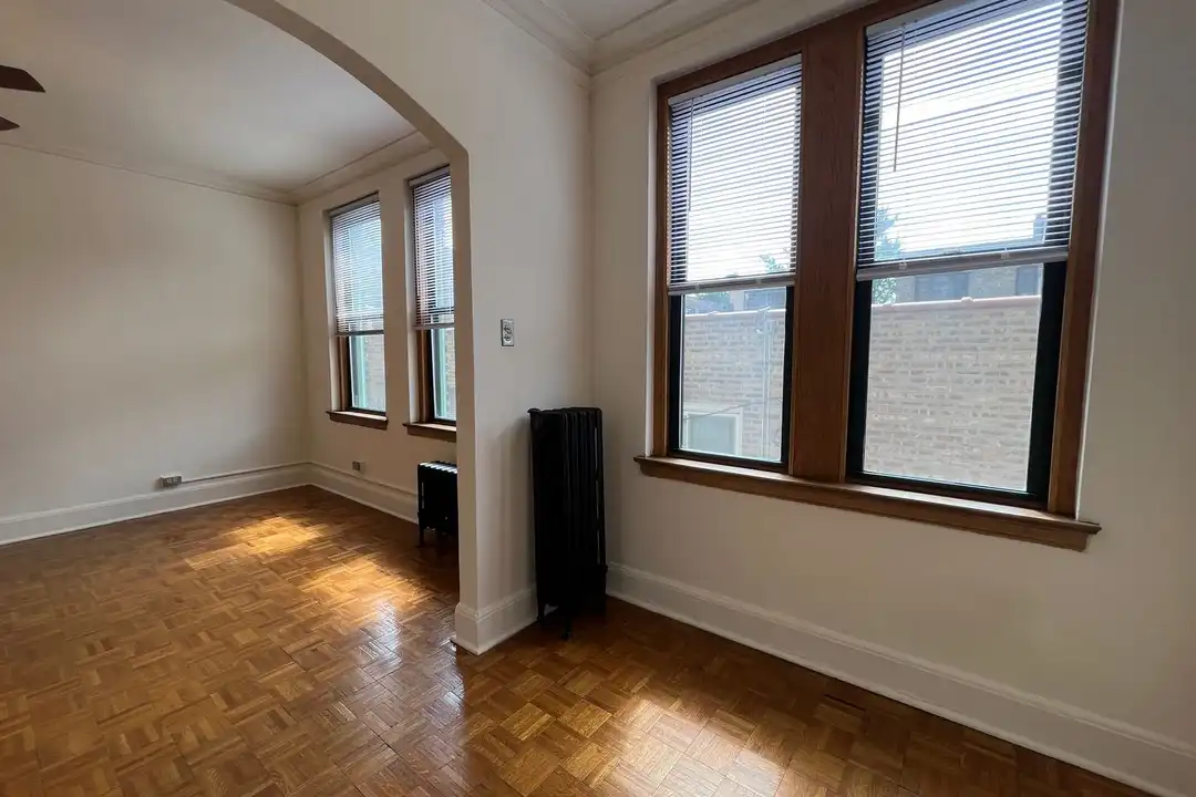 431 W Roscoe St unit 429-303 - View 5