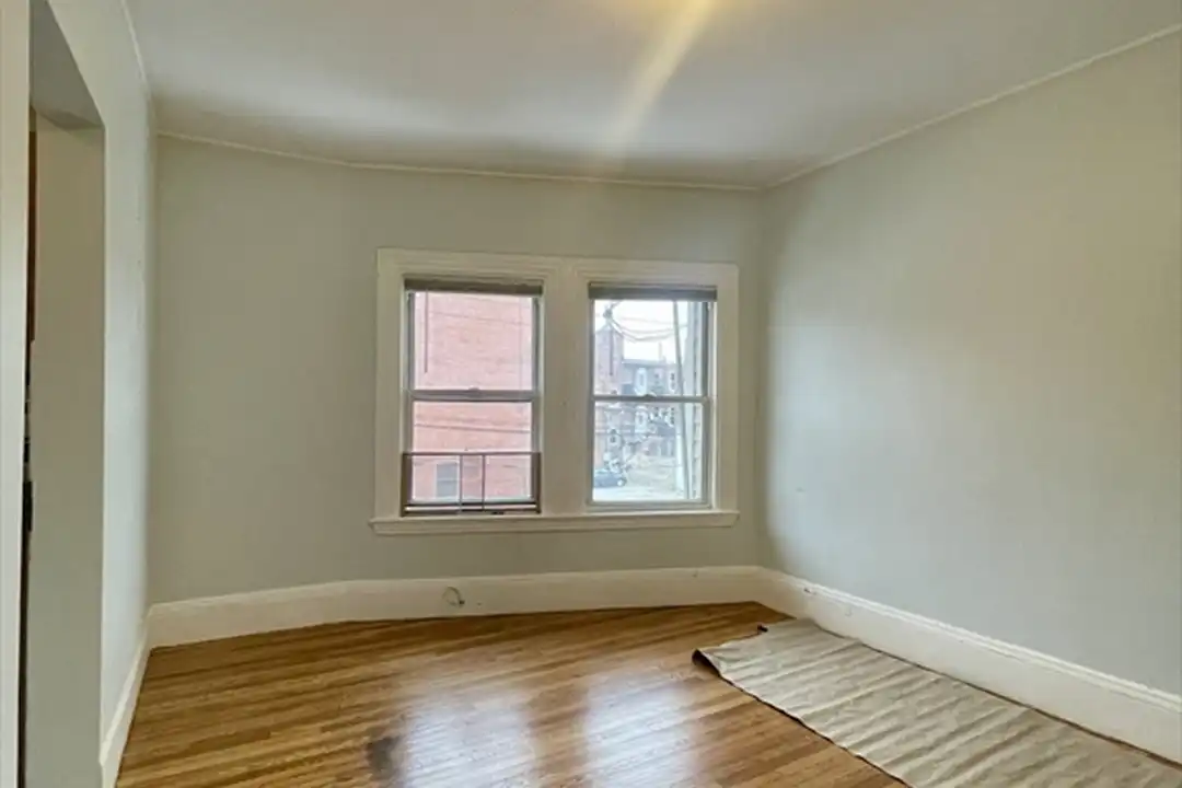 30 Academy Hill Rd unit 2 – pohled 3