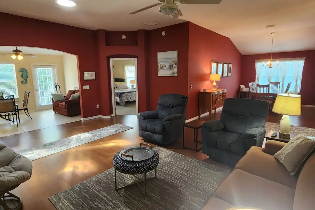 1426 Forest Acres Dr - View 3
