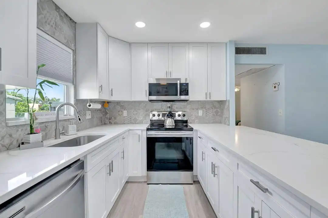Apartment in Delray Beach - View 6