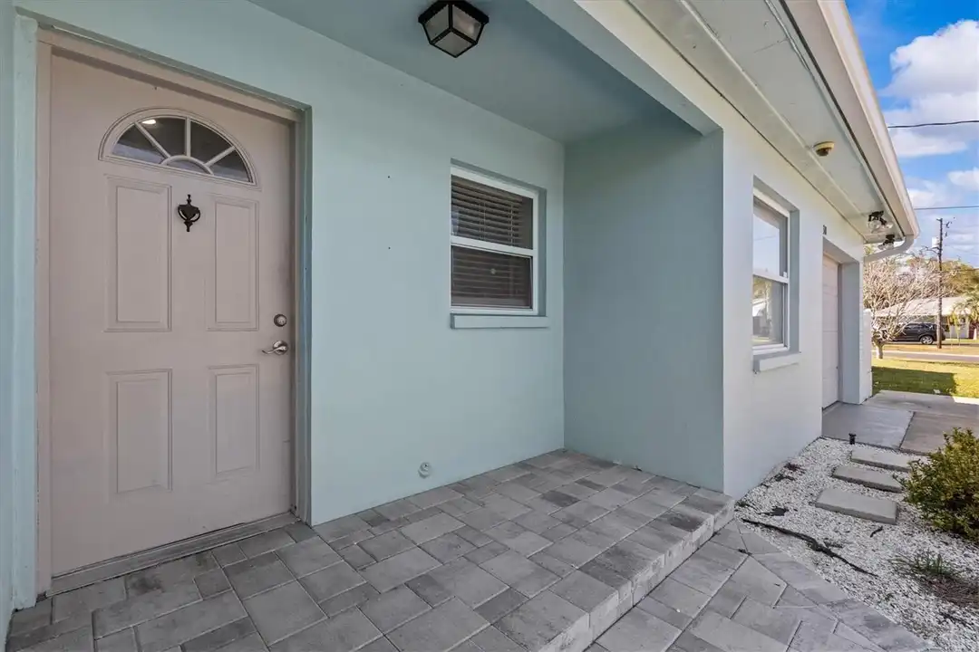 310 Westwinds Dr E - View 6