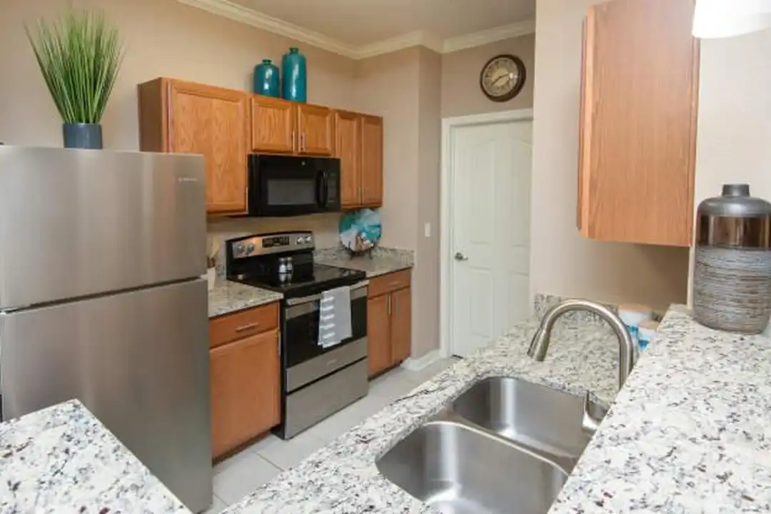 Apartment in Plano - View 2