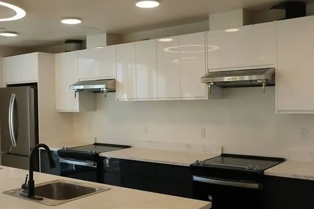 Poets Place Apartment - More
