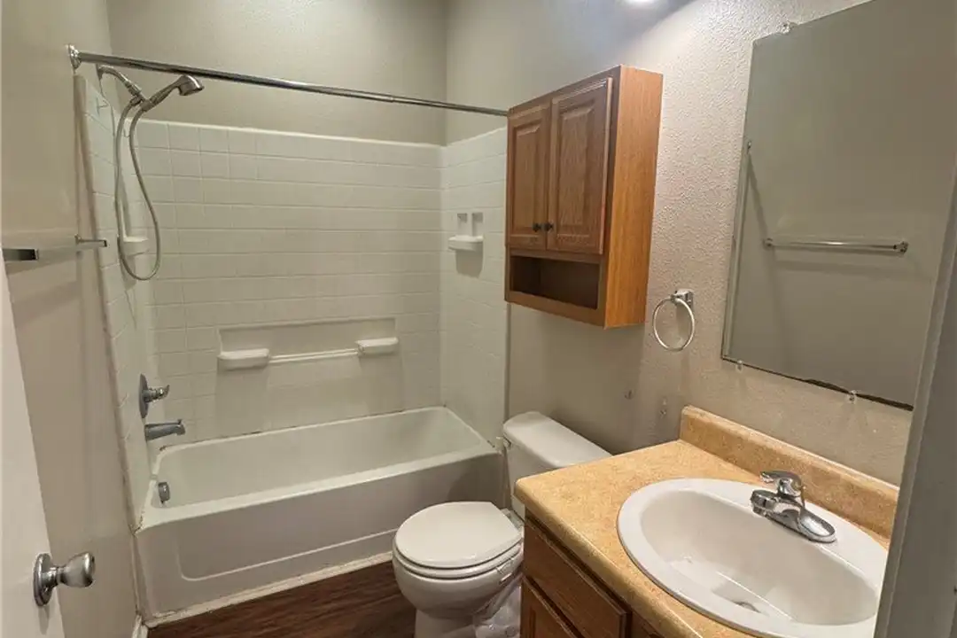 248 Rosalie Dr #B - More