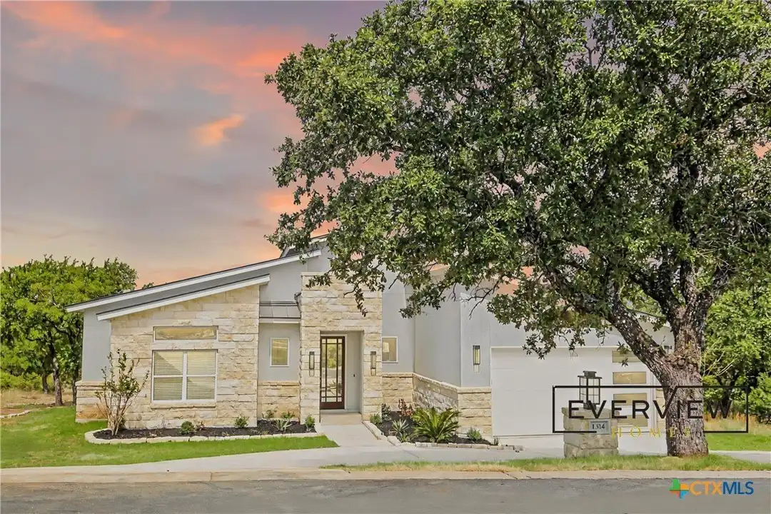 1314 Clayton Nolen Dr – photo 1