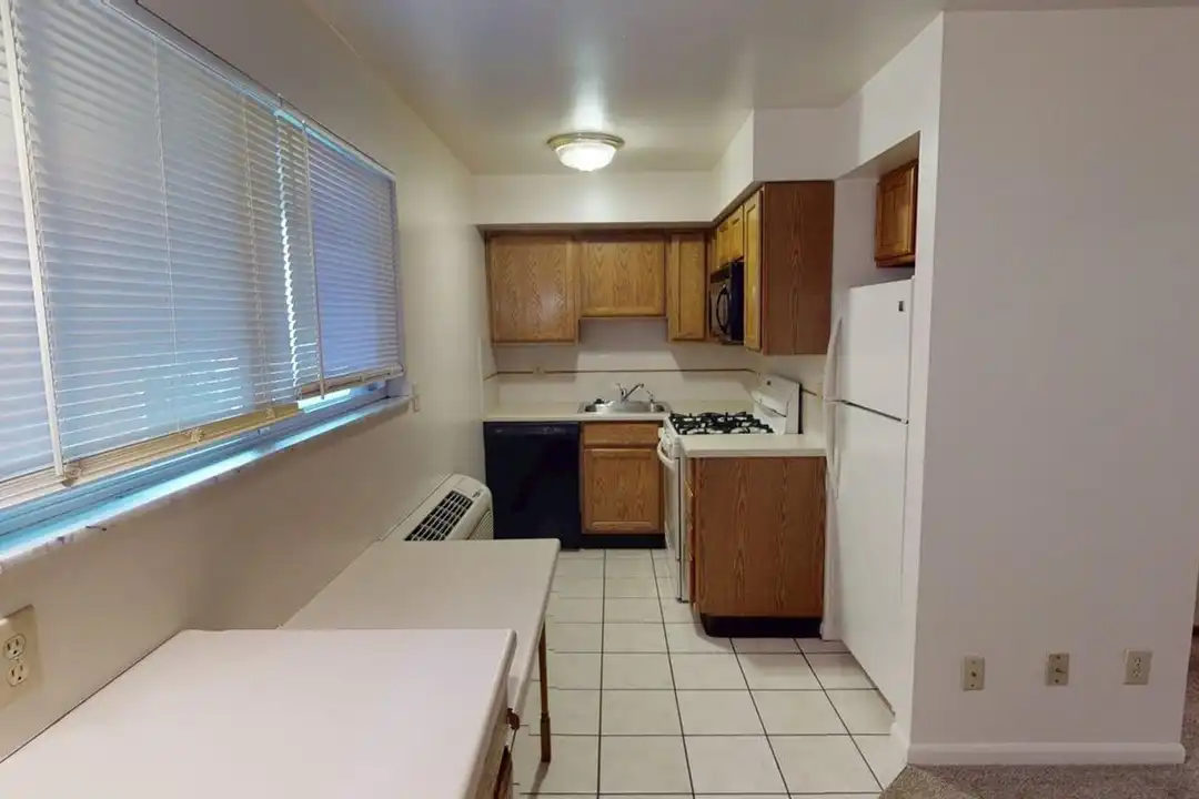 60 Chittenden Ave unit 60 Chittenden Ave Apt 1C - View 2
