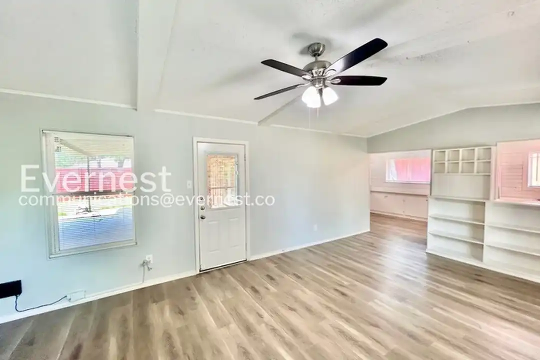 3502 Matador Dr - View 4