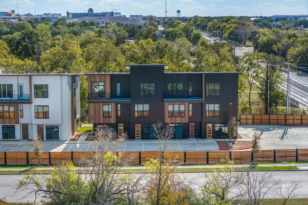 2539 E Villa Maria Rd – photo 1