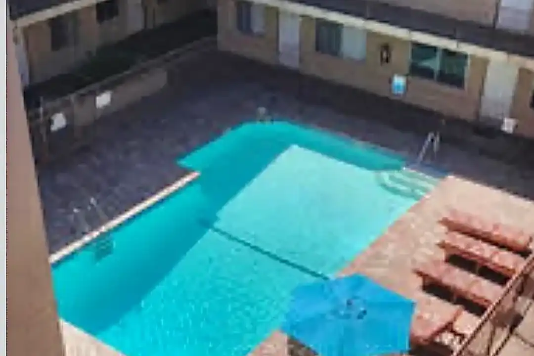 555 E Olive Ave - View 4