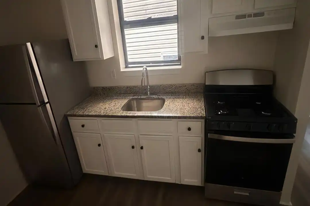 16 Bergen Ave unit 11 - View 3