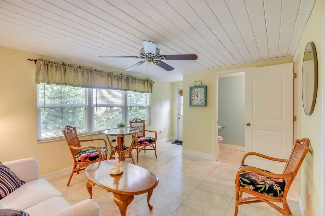 8 Tropical Dr unit 1546317P - View 6