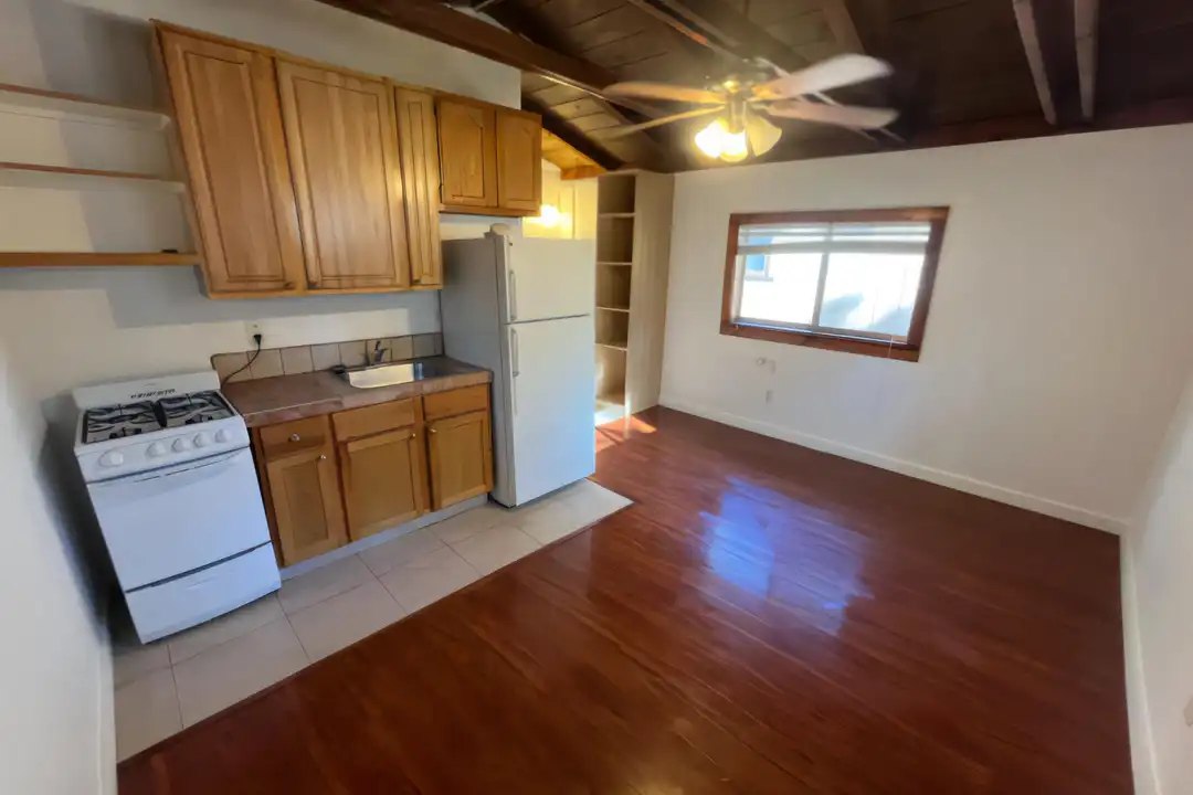 2975 Sacramento Ave unit 6 – photo 1 of 20
