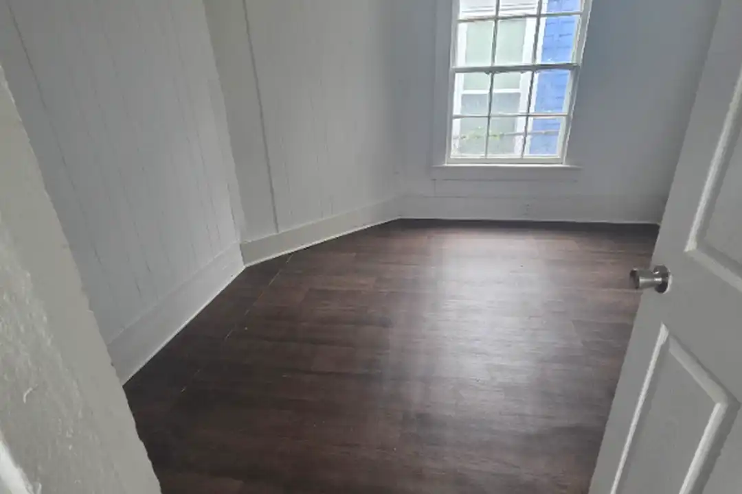 709 N 11th St - View 5