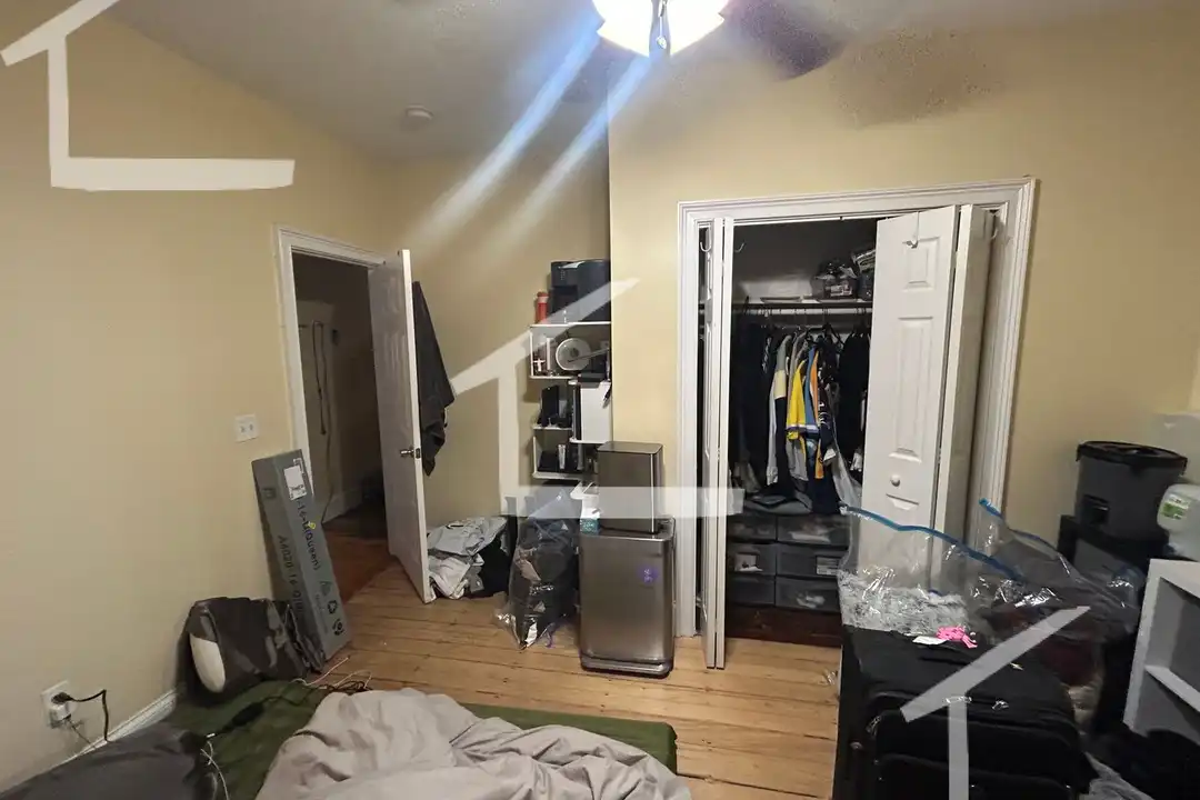 739 Parker St - View 5