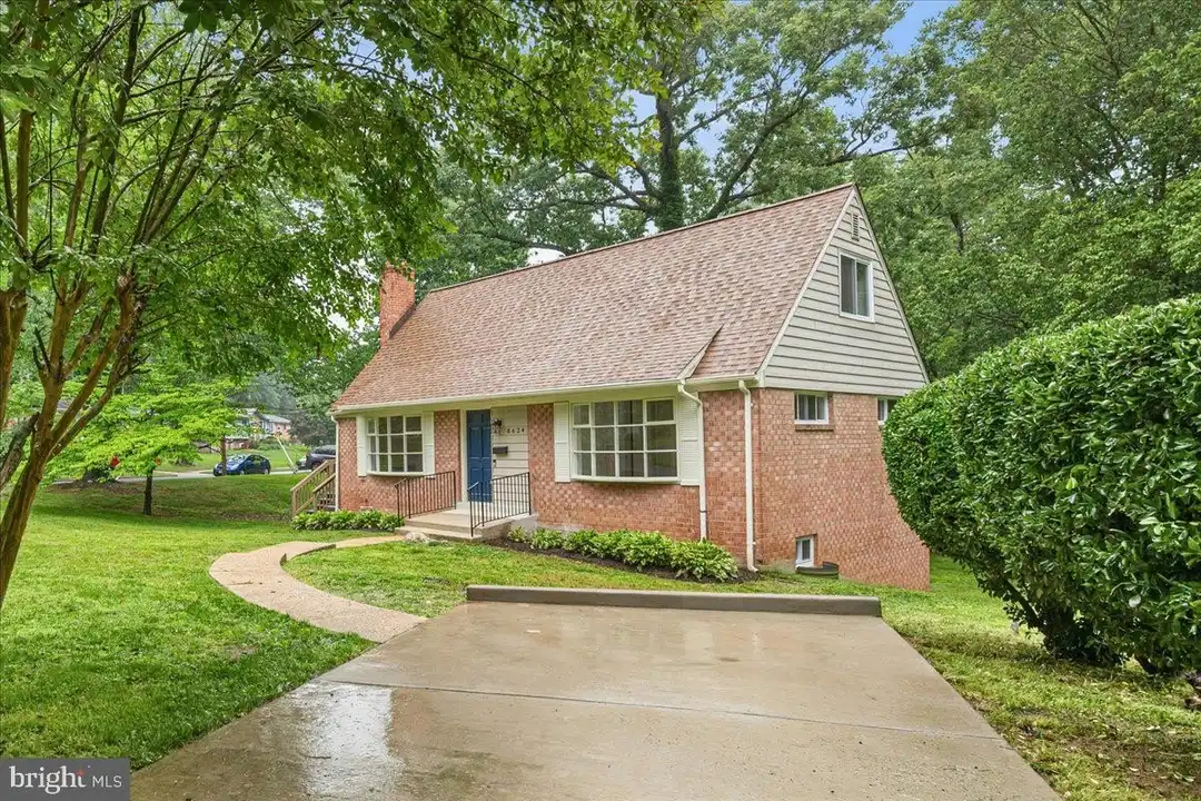 House in Springfield - View 2