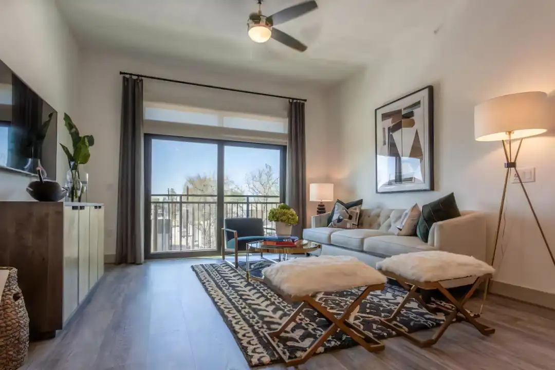 611 W 20th St unit # 230 – photo 1