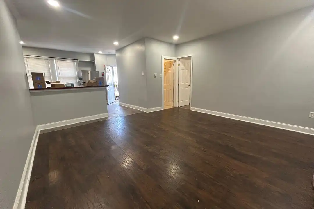 1860 Wakeling St unit APARTMENT 1 - View 2