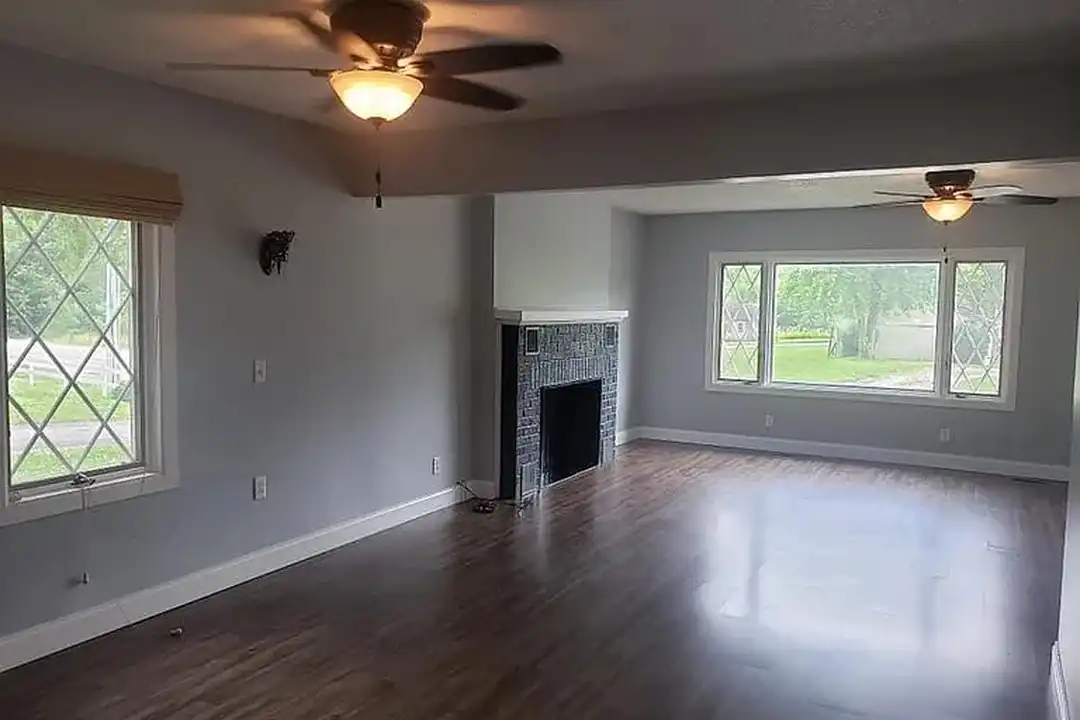 6847 Curran Rd - View 5