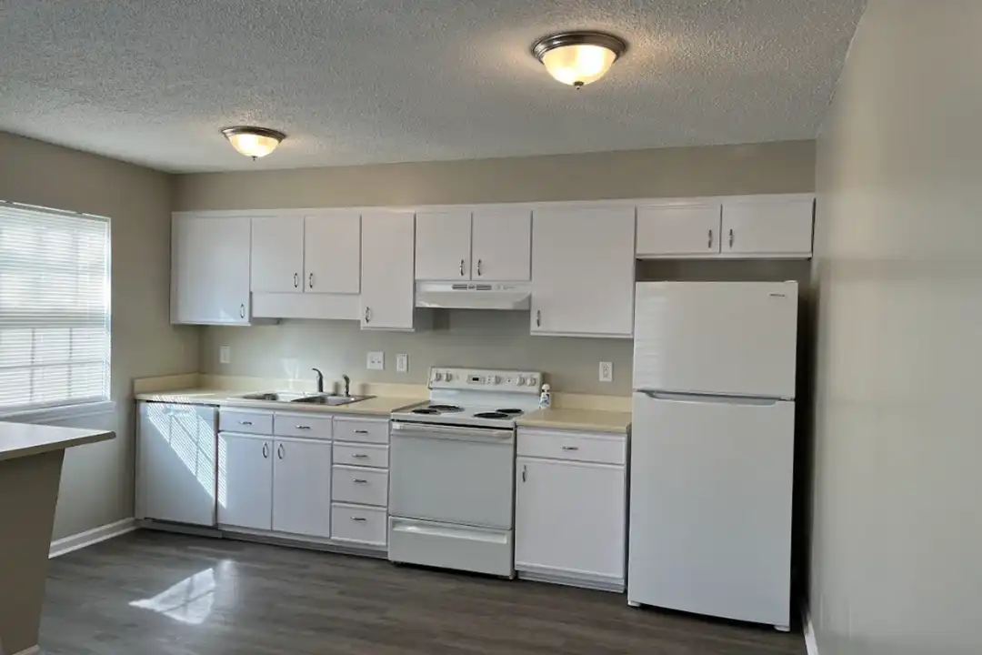 2916 Creekview Ct unit 2916-C Creekview Ct - View 4