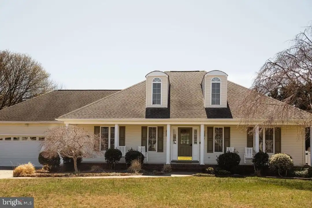 42 Deerfield Ln – photo 1 of 20