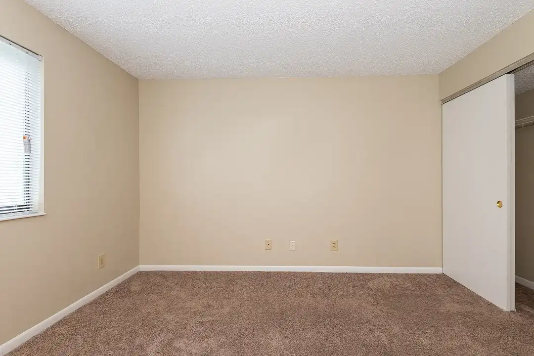 Meadow View Apartments and Townhomes – photo 1 of 49