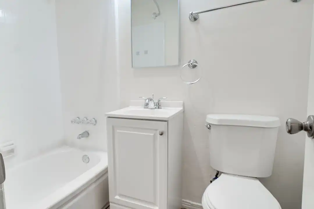 127 W Renette Ave unit M - View 5