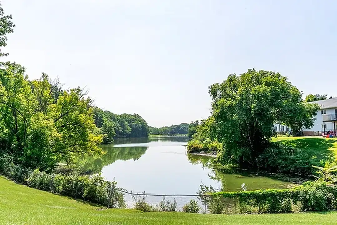 Lake Shore Park Apartments – photo 1 of 24
