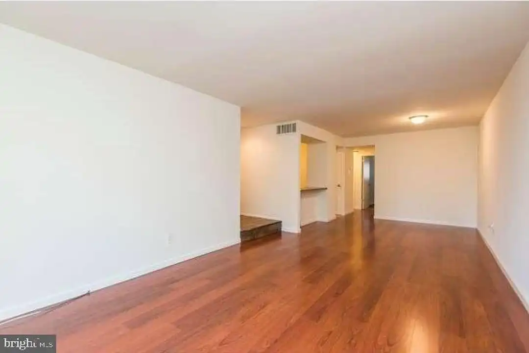 326 Hermit St - View 6