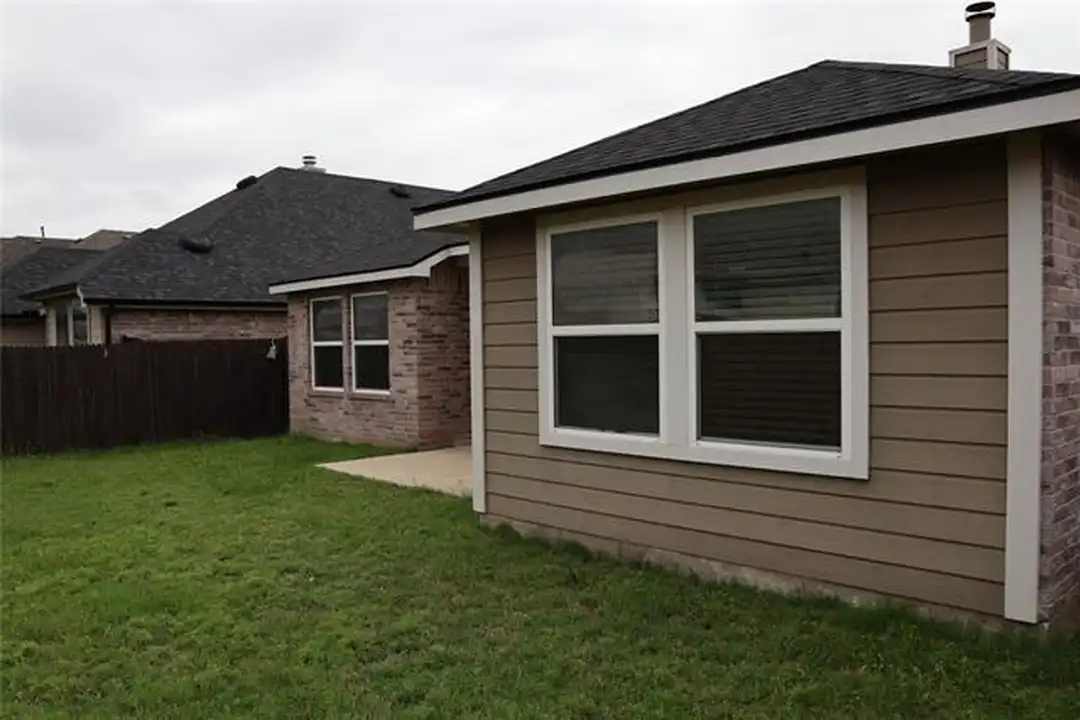 House in Little Elm - View 2