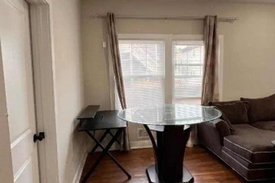913 Union St #1 - View 6