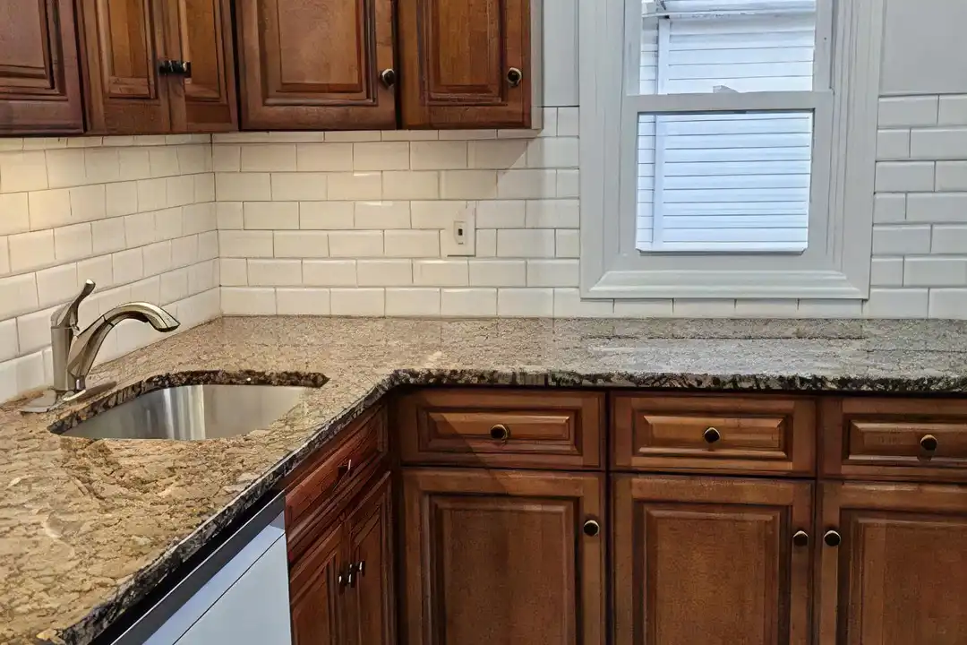215 Elm Ave unit 2 - View 6