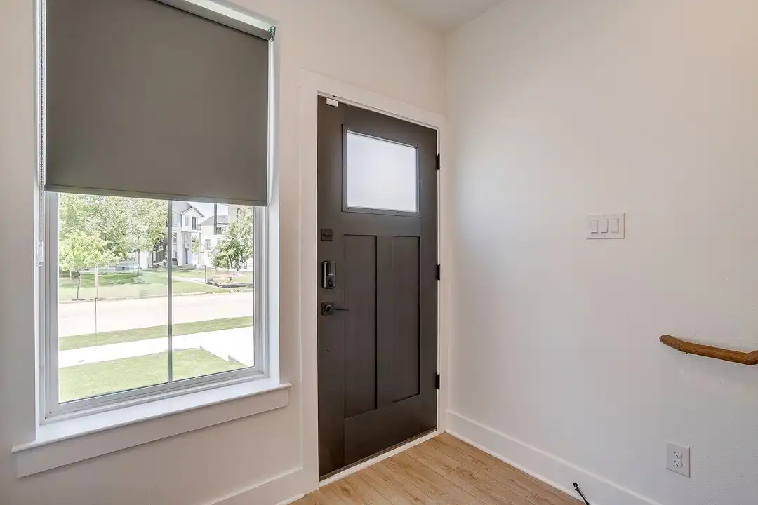 2341 Benbrook Blvd - View 3