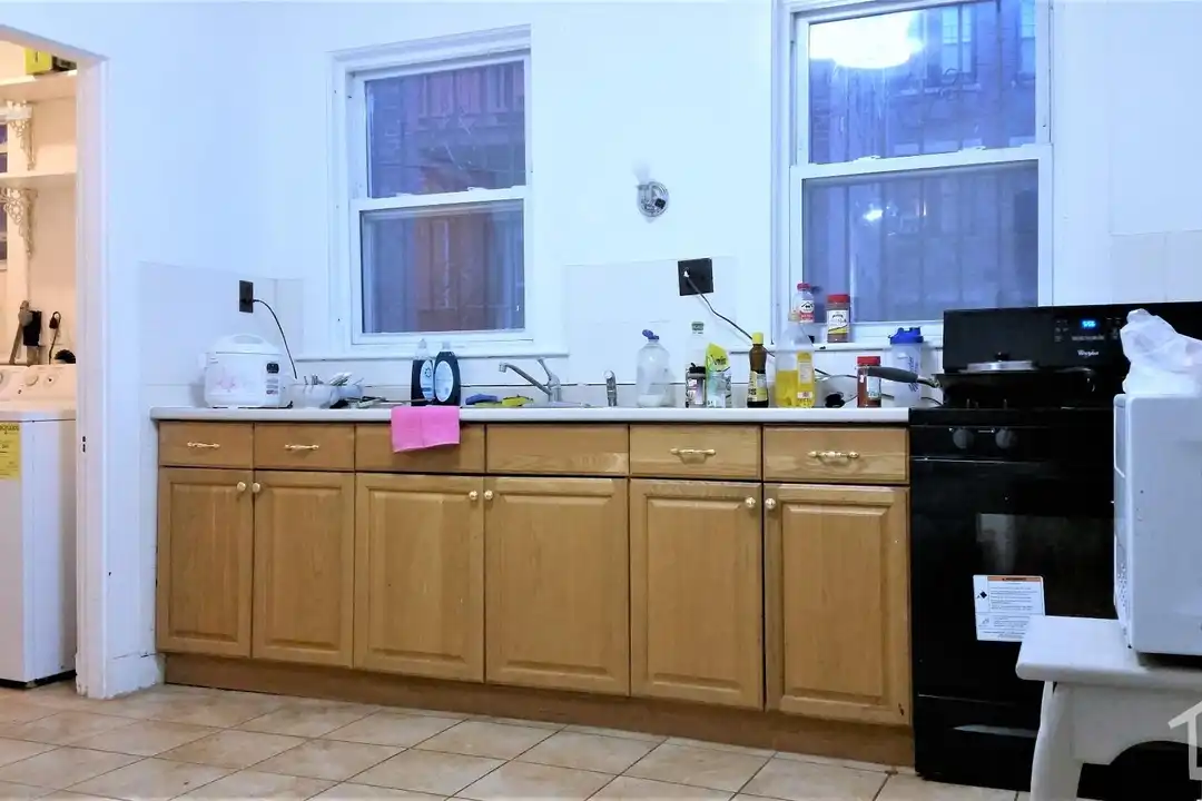 11 Chester St - View 2