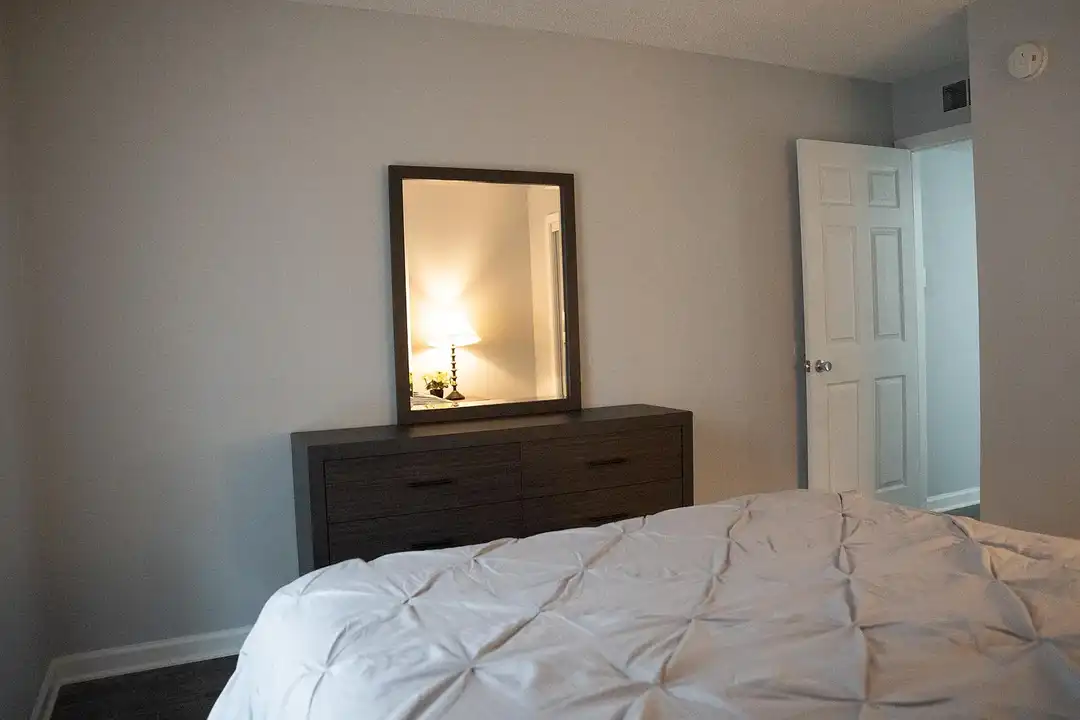 Oak Lane Apartments – photo 1