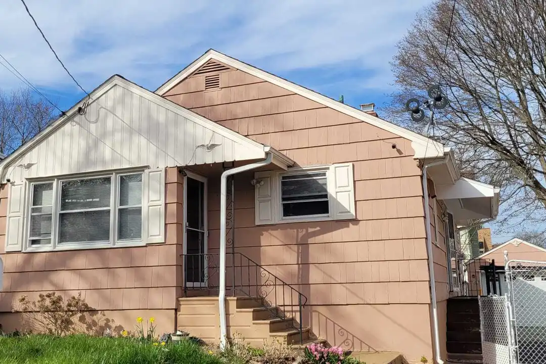 44 Vernon St - View 2